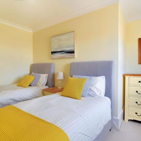 2 Cobb View Apartment Lyme Regis Ngoại thất bức ảnh